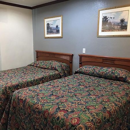לוס אנג'לס Starlight Inn Canoga Park מראה חיצוני תמונה