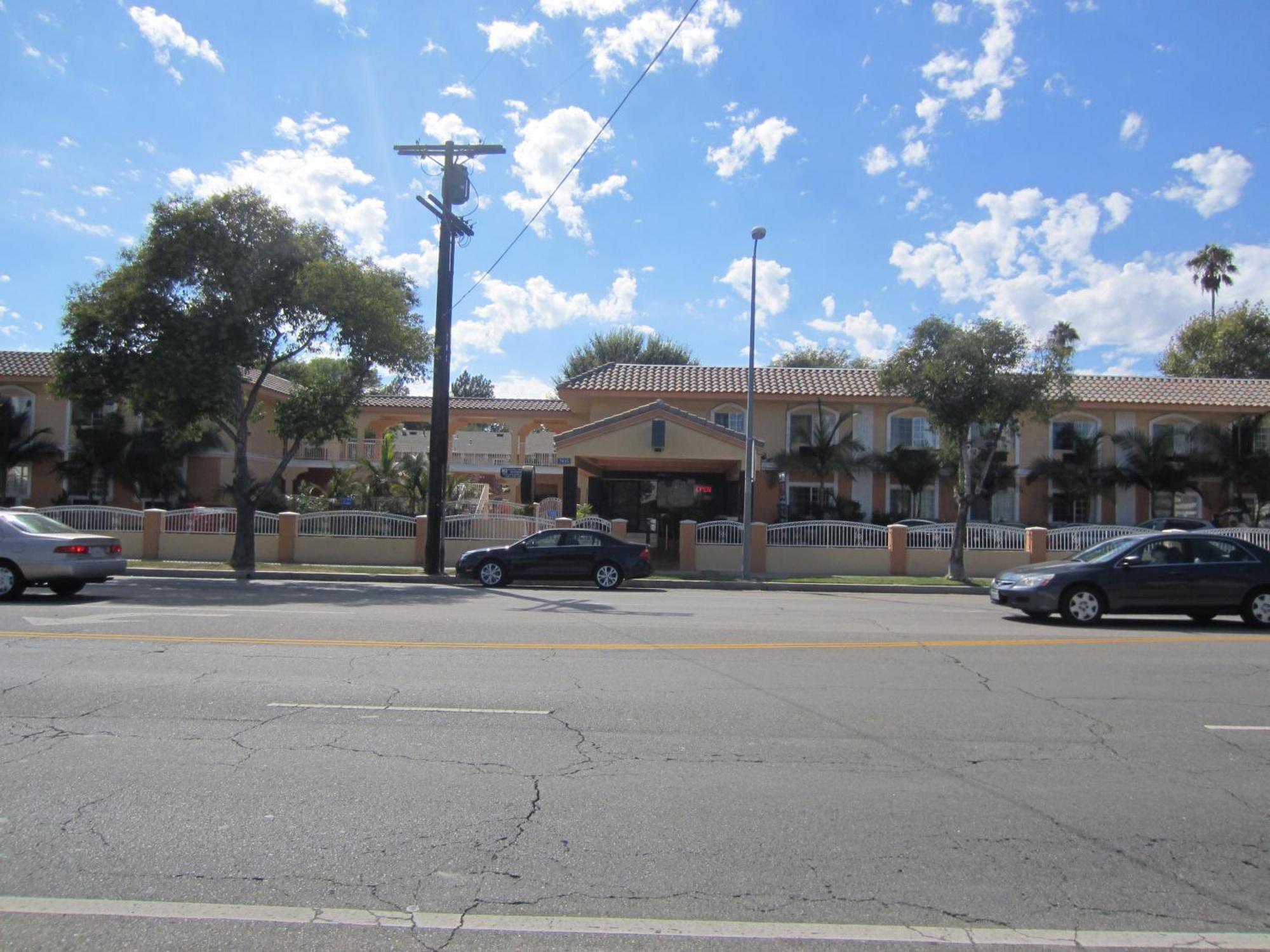 לוס אנג'לס Starlight Inn Canoga Park מראה חיצוני תמונה