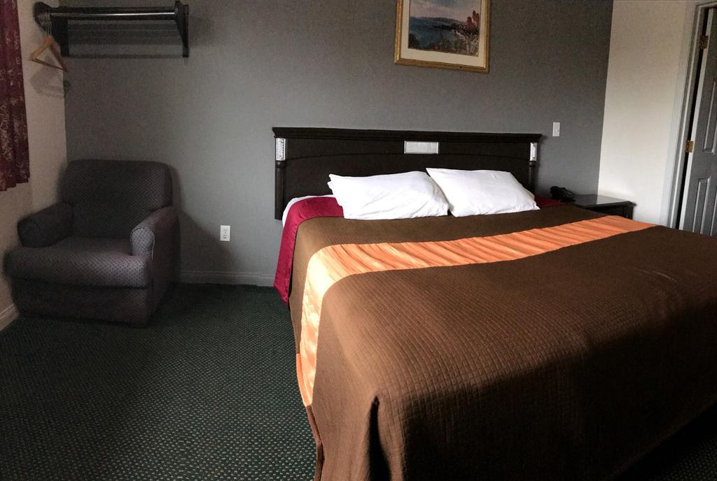 לוס אנג'לס Starlight Inn Canoga Park מראה חיצוני תמונה